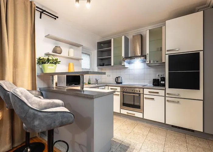 Live Centrally In A Spacious And Modern In *